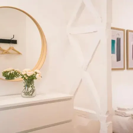 Апартаменти Guestready - Near Botanical Garden Of *